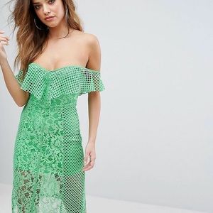 NWT: PrettyLittleThing Lace Bardot Dress (Sz. 8)